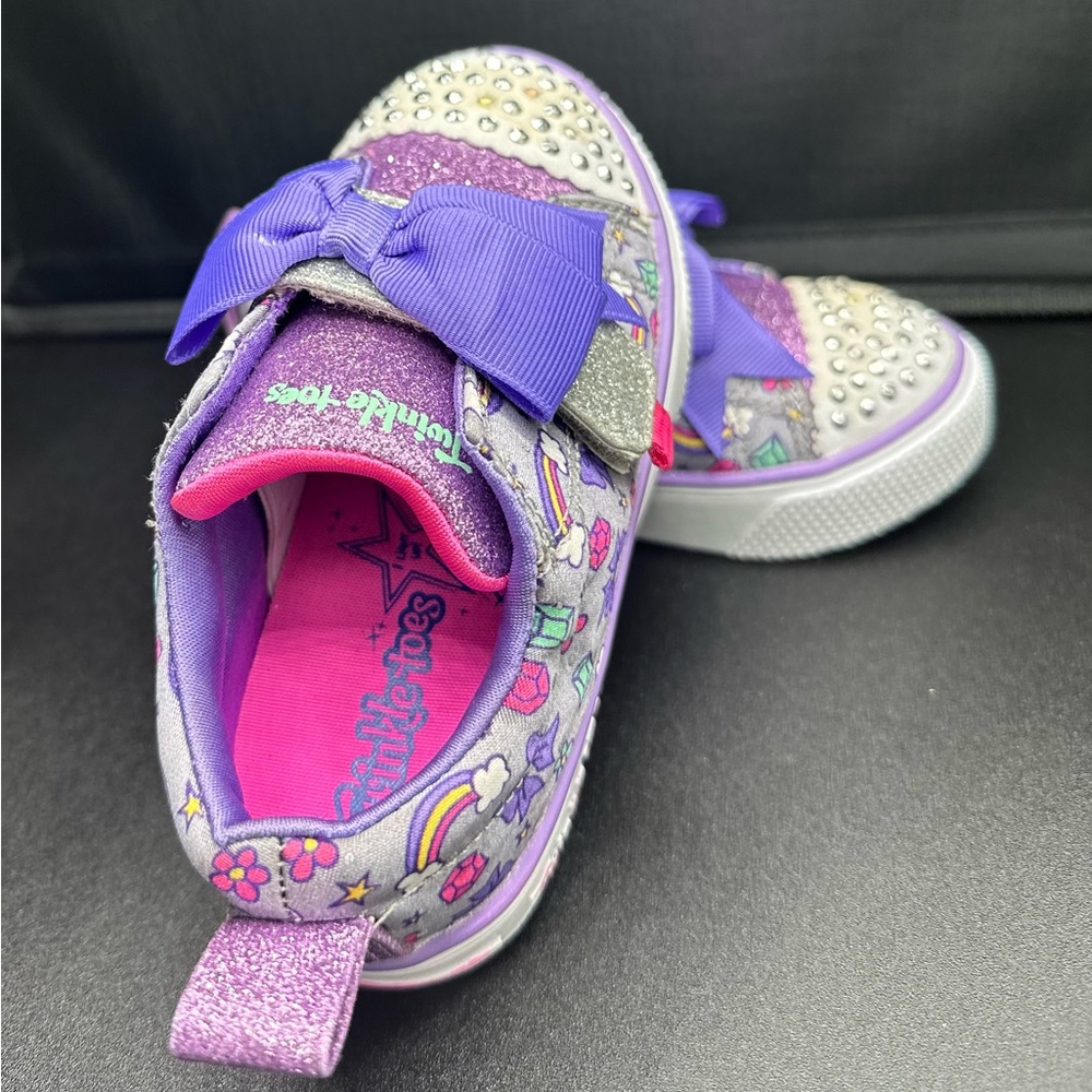 Toddler girl skechers twinkle toes